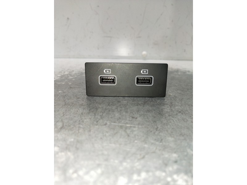 Recambio de modulo electronico para renault captur ii 1.0 referencia OEM IAM 280230033R 33352432 TOMA USB