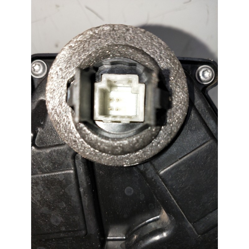 Recambio de motor cierre centralizado trasero izquierdo para renault captur ii 1.0 referencia OEM IAM 825031538R  5P