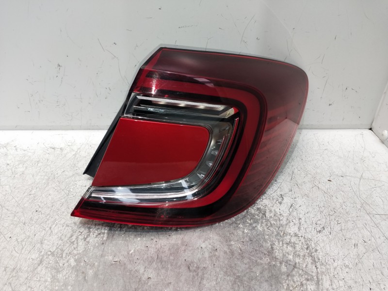 Recambio de piloto trasero derecho para renault captur ii 1.0 referencia OEM IAM 265507894R  