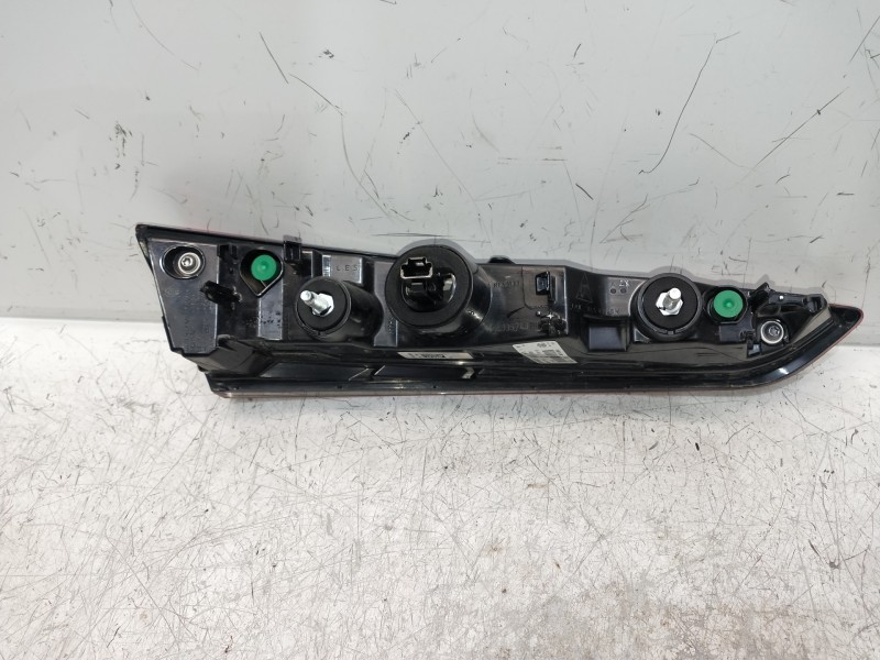 Recambio de piloto trasero derecho interior para renault captur ii 1.0 referencia OEM IAM 265501234R  