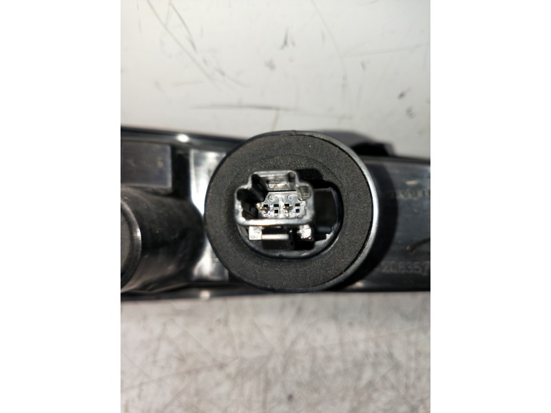 Recambio de piloto trasero derecho interior para renault captur ii 1.0 referencia OEM IAM 265501234R  