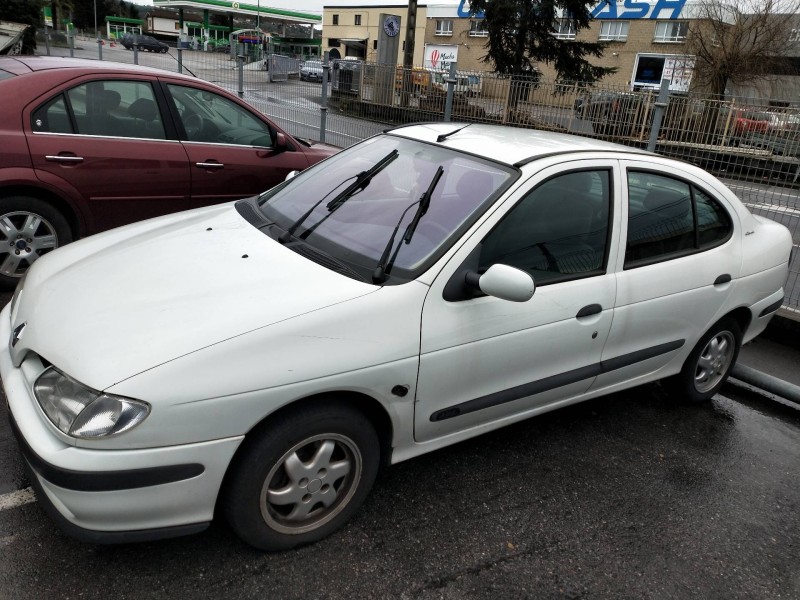 renault megane i classic (la0) del año 1998