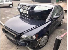 volvo s40 berlina del año 2004