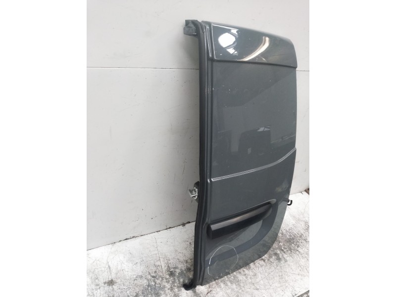 Recambio de puerta trasera derecha para renault express referencia OEM IAM   5P