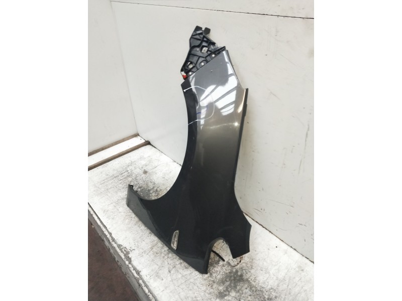 Recambio de aleta delantera izquierda para opel astra j lim. enjoy referencia OEM IAM   