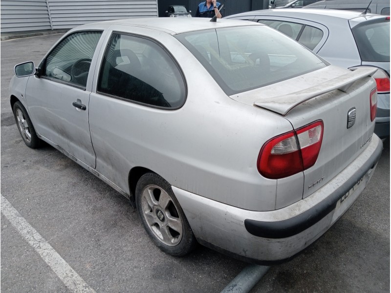 seat cordoba berlina (6k2) del año 1999