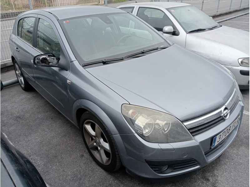 opel astra h berlina del año 2007