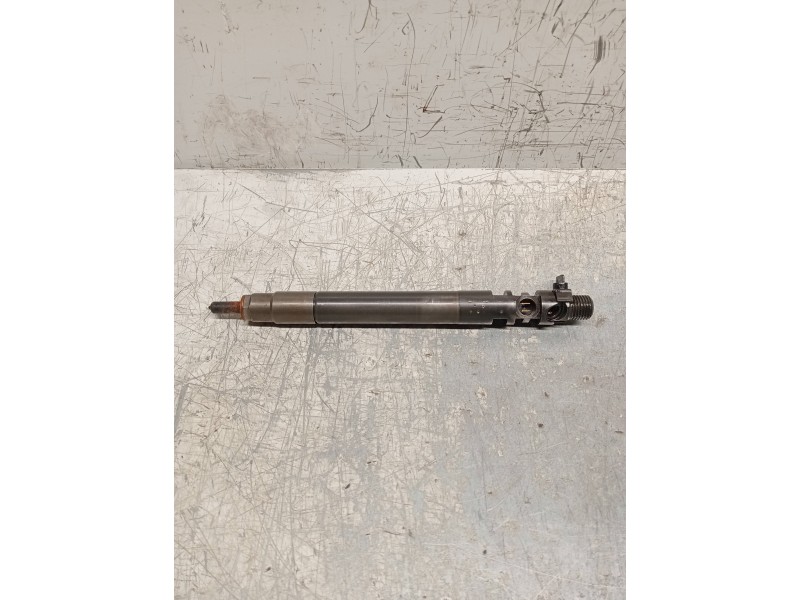 Recambio de inyector para peugeot 5008 premium referencia OEM IAM   