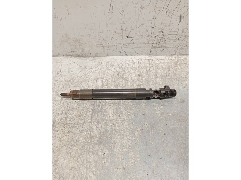 Recambio de inyector para peugeot 5008 premium referencia OEM IAM   