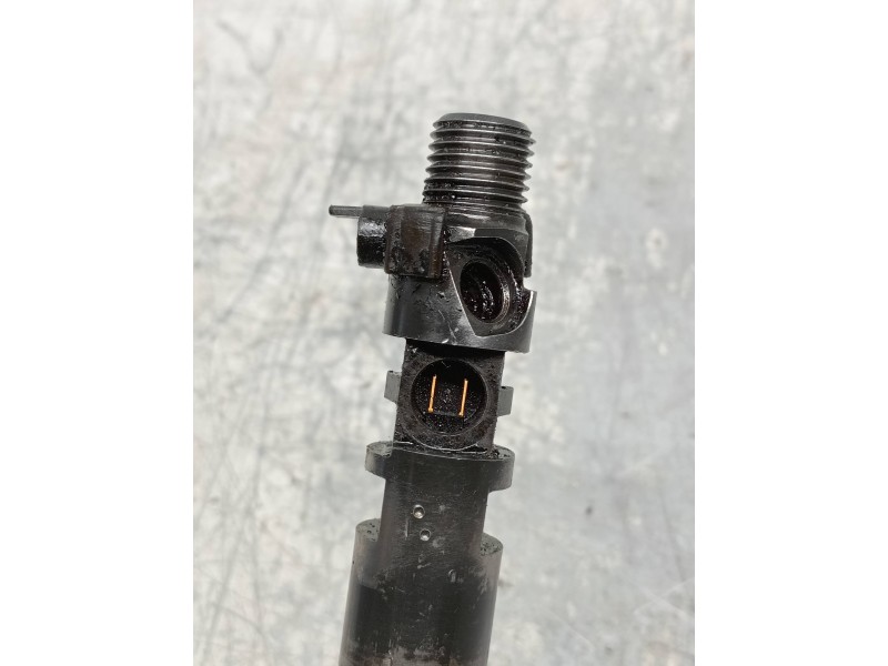 Recambio de inyector para peugeot 5008 premium referencia OEM IAM   