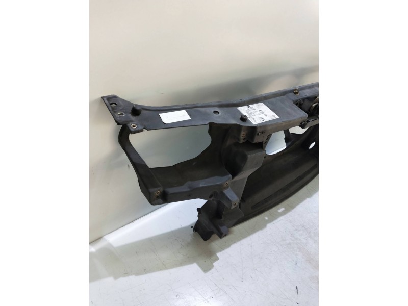 Recambio de panel frontal para volkswagen vento (1h2) 1.8 referencia OEM IAM   