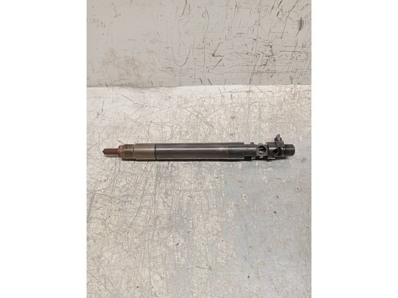Recambio de inyector para peugeot 5008 premium referencia OEM IAM   