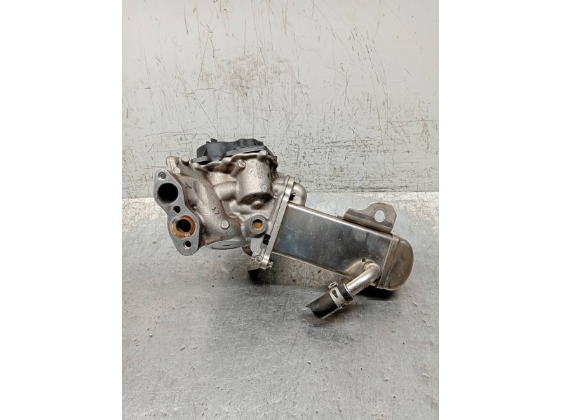 Recambio de enfriador egr para peugeot 5008 premium referencia OEM IAM 9688701680 V29004027 
