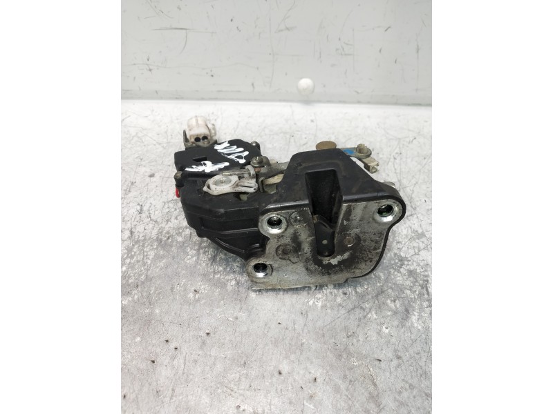 Recambio de motor cierre centralizado trasero derecho para toyota carina (t19) 2.0 berlina referencia OEM IAM   4P