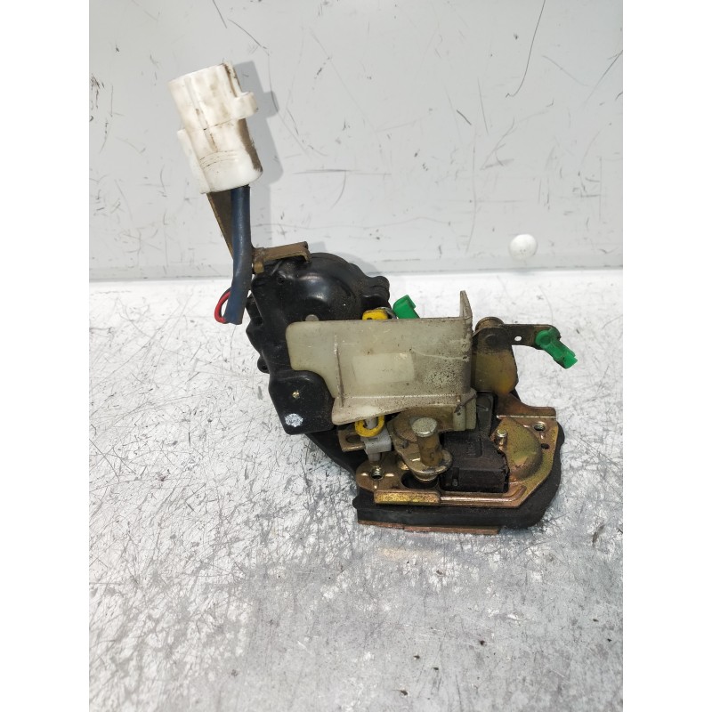 Recambio de motor cierre centralizado trasero izquierdo para toyota carina (t19) 2.0 berlina referencia OEM IAM   4P