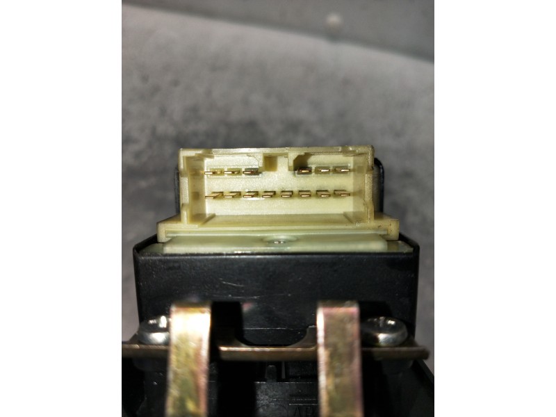 Recambio de mando elevalunas delantero izquierdo para toyota carina (t19) 2.0 berlina referencia OEM IAM   4P