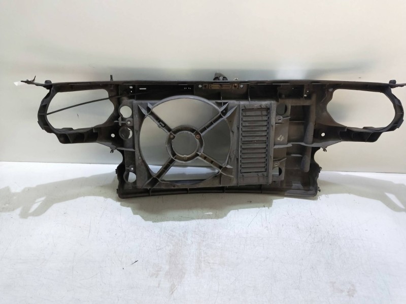 Recambio de panel frontal para volkswagen vento (1h2) 1.8 referencia OEM IAM   