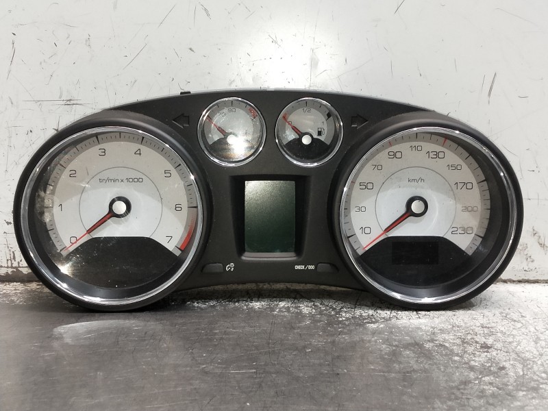 Recambio de cuadro instrumentos para peugeot 308 sport referencia OEM IAM 9664673180 503001555105 