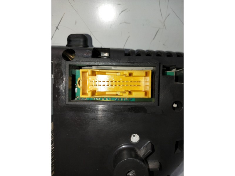 Recambio de cuadro instrumentos para lancia phedra (180) 2.2 jtd 16v emblema referencia OEM IAM 1400546280  