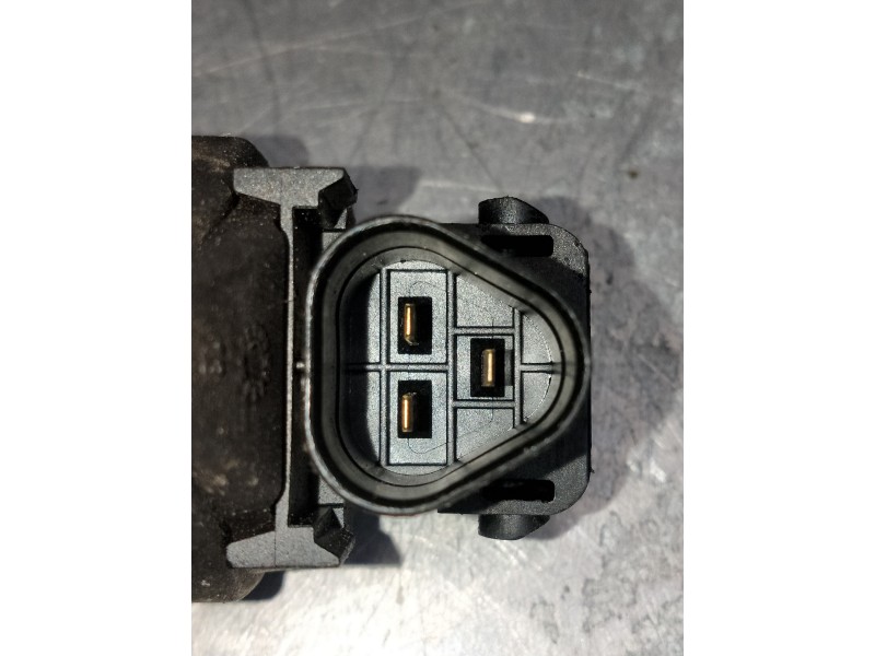 Recambio de bobina encendido para peugeot 308 sport referencia OEM IAM 0221504464  