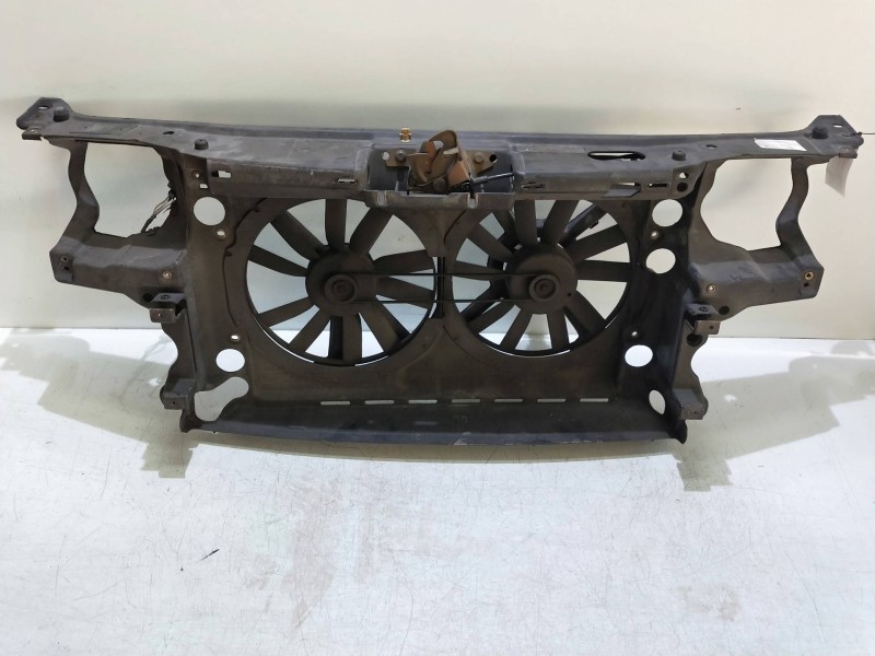 Recambio de panel frontal para volkswagen vento (1h2) referencia OEM IAM   