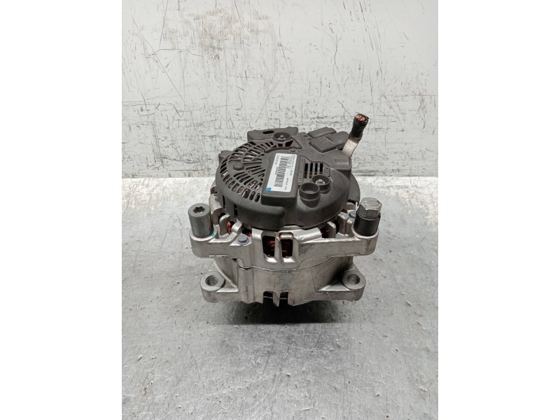 Recambio de alternador para peugeot 5008 premium referencia OEM IAM C635013R  