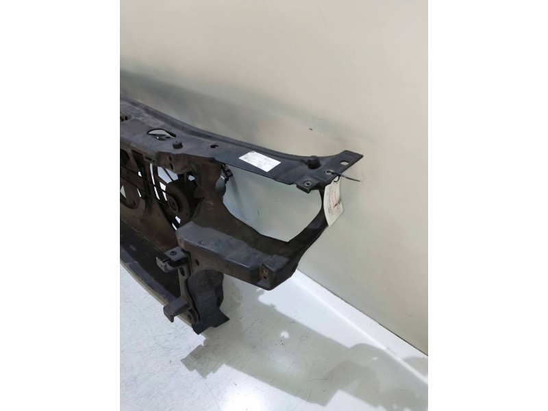 Recambio de panel frontal para volkswagen vento (1h2) referencia OEM IAM   