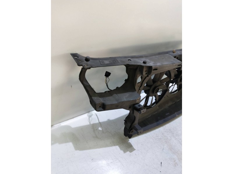 Recambio de panel frontal para volkswagen vento (1h2) referencia OEM IAM   