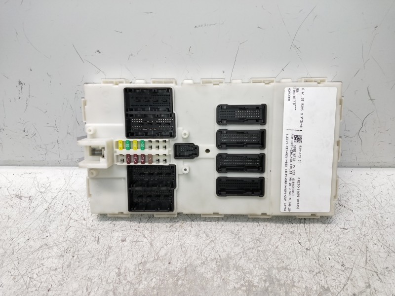 Recambio de caja reles / fusibles para bmw serie 3 gran turismo (f34) 318d referencia OEM IAM 61359395173  