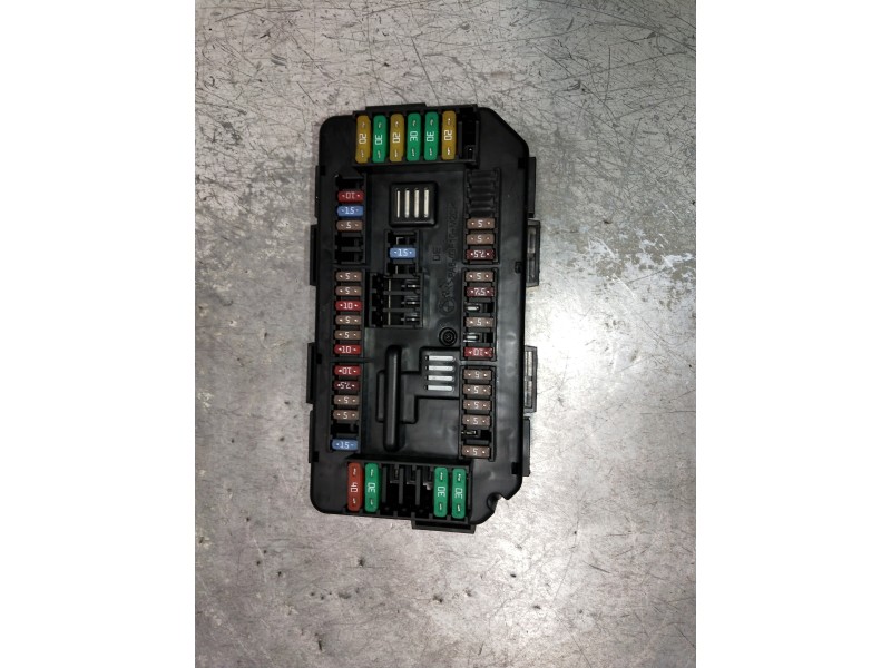 Recambio de caja reles / fusibles para bmw serie 3 gran turismo (f34) 318d referencia OEM IAM 19545000001 V7938906801 