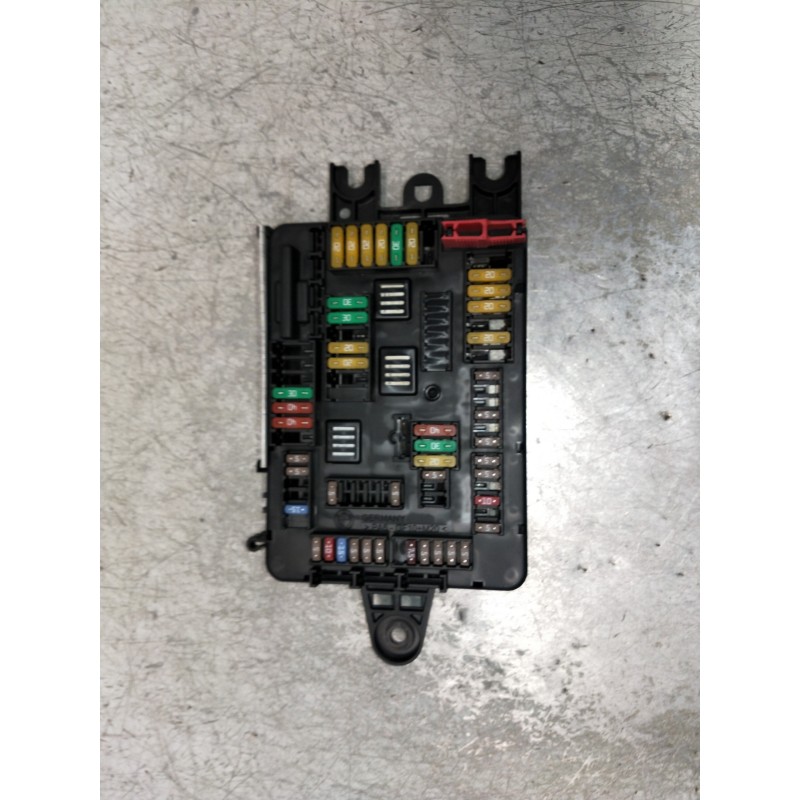 Recambio de caja reles / fusibles para bmw serie 3 gran turismo (f34) 318d referencia OEM IAM V8938907001 19561000001 27102015