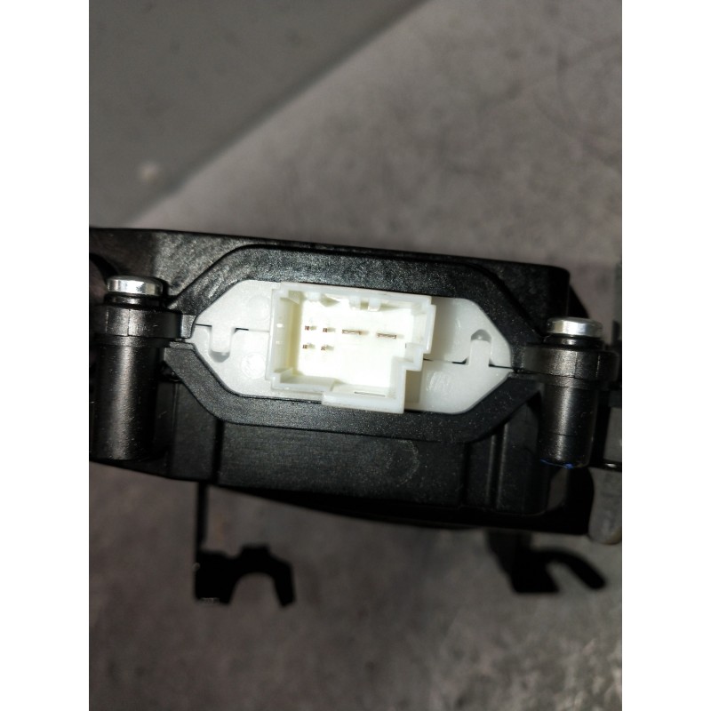 Recambio de motor cierre centralizado porton para bmw serie 3 gran turismo (f34) 318d referencia OEM IAM 726951608  5P