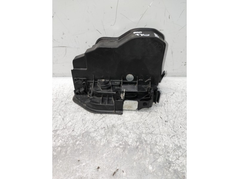 Recambio de motor cierre centralizado trasero derecho para bmw serie 3 gran turismo (f34) 318d referencia OEM IAM 7229460  5P