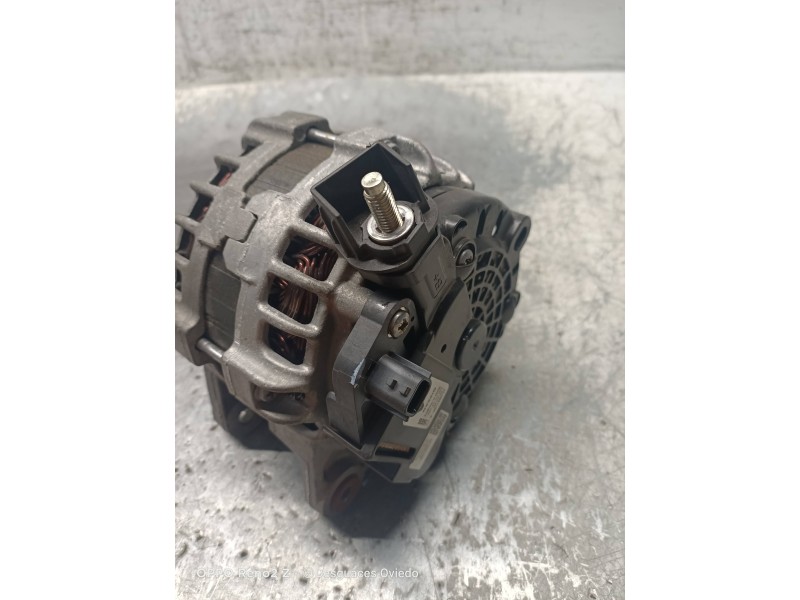 Recambio de alternador para renault captur ii 1.0 referencia OEM IAM 231002175RA  