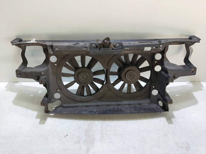 Recambio de panel frontal para volkswagen vento (1h2) 1.9 turbodiesel cat (aaz) referencia OEM IAM    Recambio de panel frontal para volkswagen vento (1h2) 1.9 turbodiesel cat (aaz) referencia OEM IAM