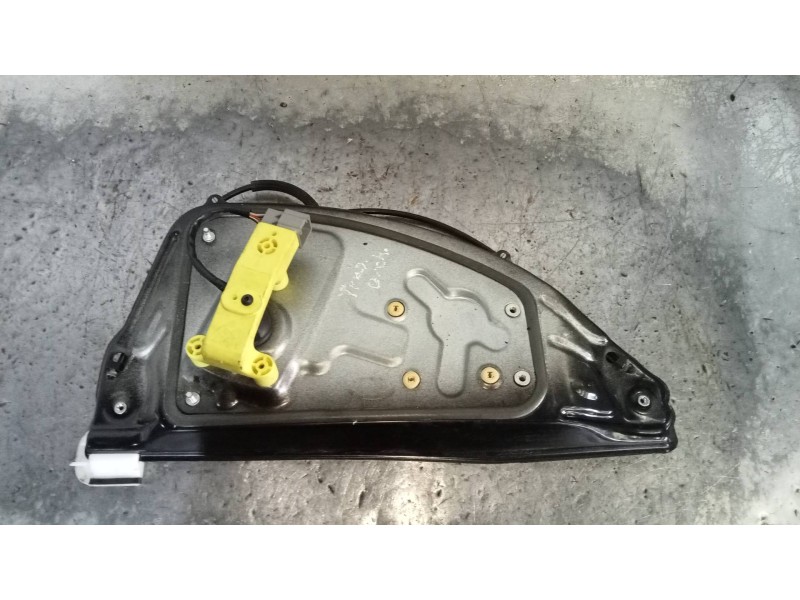Recambio de elevalunas trasero derecho para land rover freelander (ln) 2.0 td4 cat referencia OEM IAM 6H5227000A  