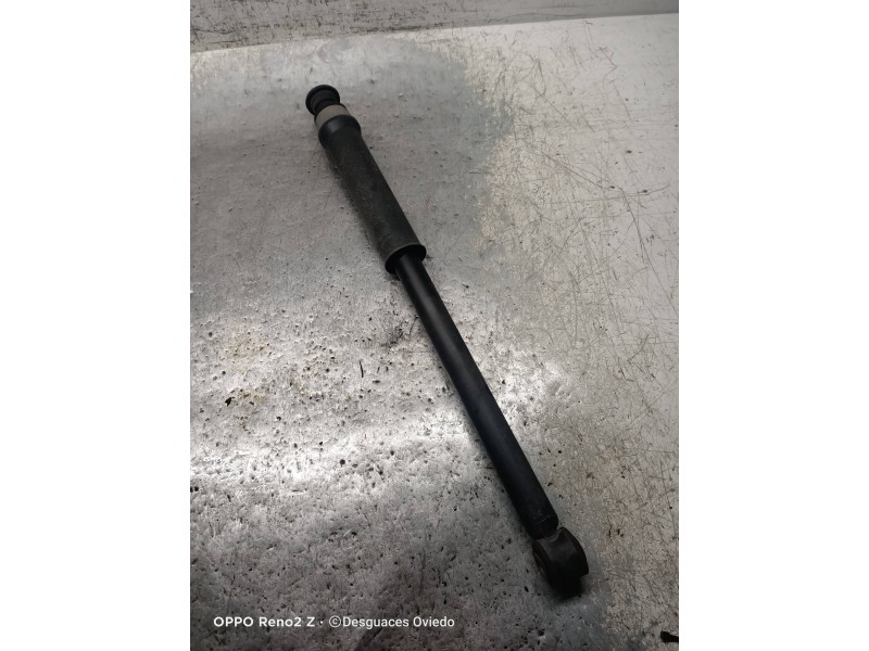 Recambio de amortiguador trasero derecho para renault captur ii 1.0 referencia OEM IAM 562109129R  