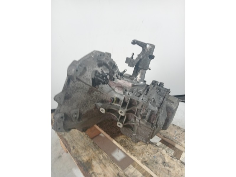 Recambio de caja cambios para suzuki swift berlina (mz) gl (5-ptas.) referencia OEM IAM F17W355 A13763 5V