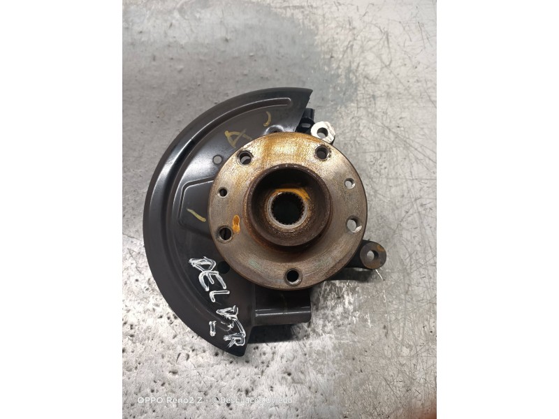 Recambio de mangueta delantera derecha para renault express referencia OEM IAM   