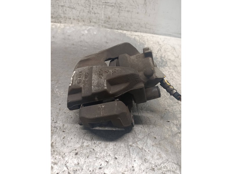 Recambio de pinza freno delantera izquierda para renault express referencia OEM IAM   
