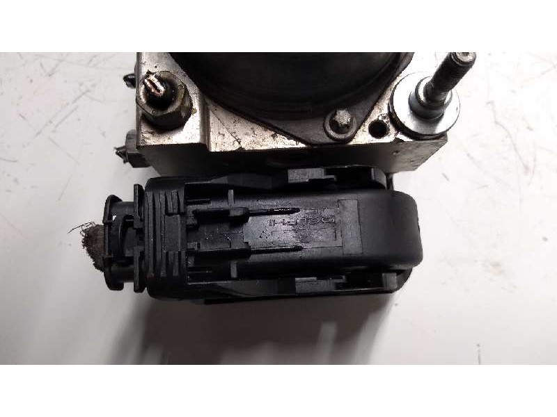 Recambio de abs para ford ka (ccu) titanium+ referencia OEM IAM 0265232236 0265800791 51823789
