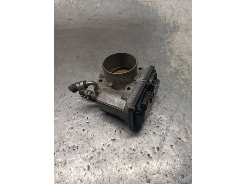 Recambio de caja mariposa para toyota avensis berlina (t25) 1.8 sol sedán (4-ptas.) referencia OEM IAM 220300D011  