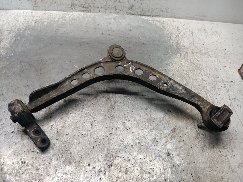 Recambio de brazo suspension inferior delantero izquierdo para bmw serie 3 berlina (e36) 318is referencia OEM IAM   