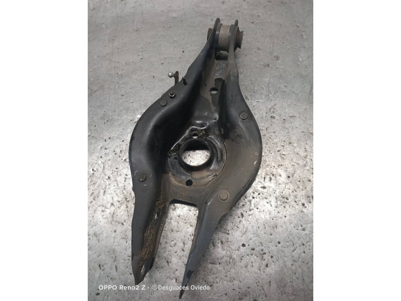Recambio de brazo suspension inferior trasero izquierdo para bmw serie 3 gran turismo (f34) 318d referencia OEM IAM 6867540  