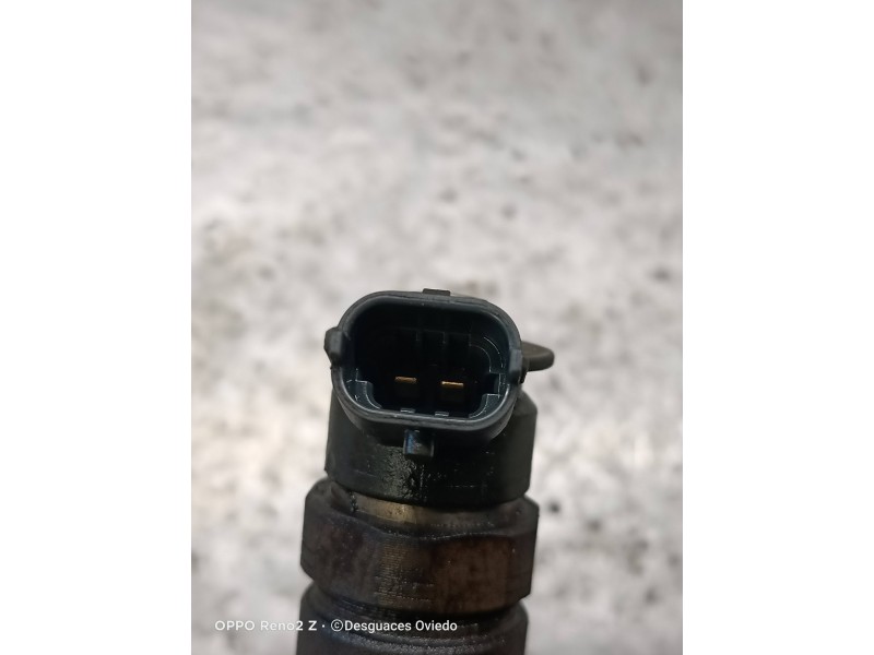 Recambio de inyector para peugeot 207 urban referencia OEM IAM 0445110252  