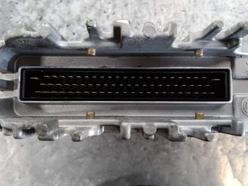 Recambio de centralita motor uce para audi a4 berlina (b5) 1.9 tdi referencia OEM IAM 0281001657 0281001658 028906021GM