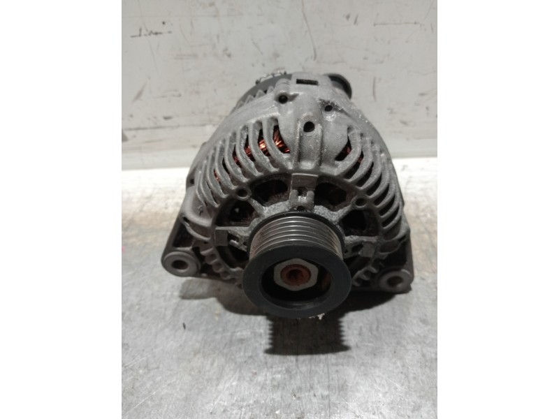 Recambio de alternador para bmw serie 3 berlina (e46) 316i referencia OEM IAM 2541961A  