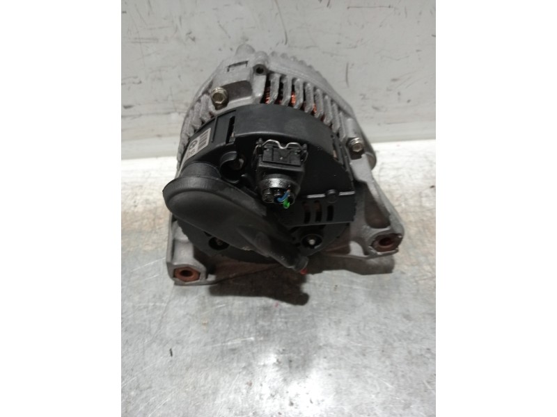 Recambio de alternador para bmw serie 3 berlina (e46) 316i referencia OEM IAM 2541961A  