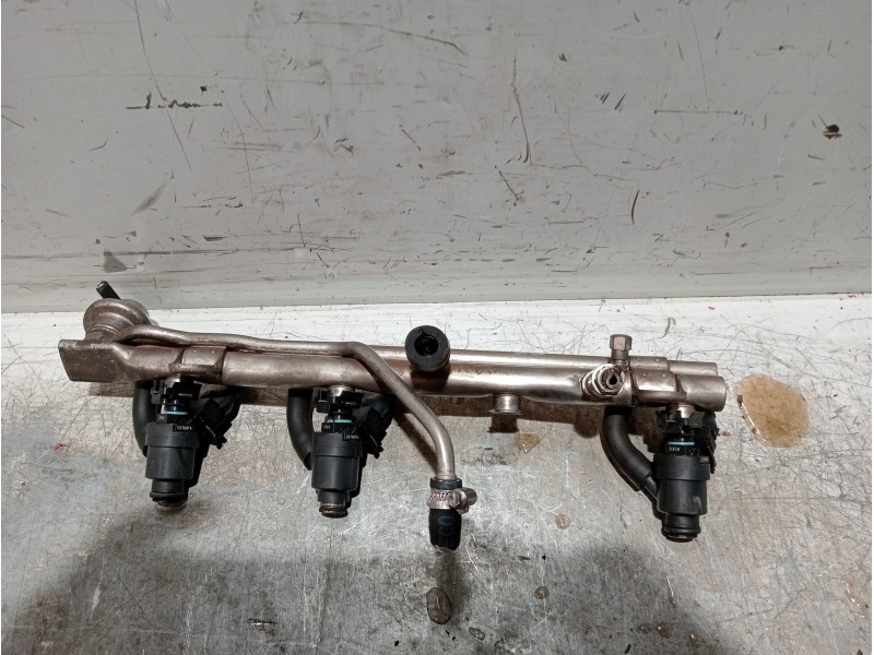 Recambio de rampa inyectora para bmw serie 3 berlina (e46) 316i referencia OEM IAM 3358  