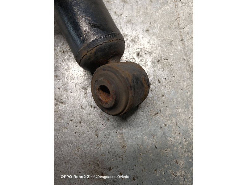 Recambio de amortiguador trasero derecho para renault laguna coupe initiale referencia OEM IAM   